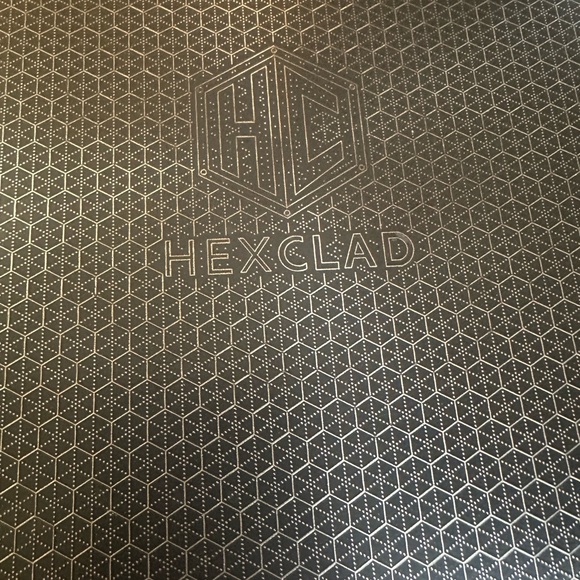 Premium Non-Stick Skillet with Metallic Handle - Picture 4 of 7